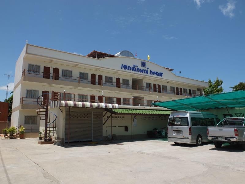 Ekaluk Place Inn Патая Екстериор снимка
